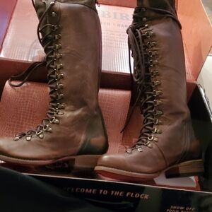 NWT Freebird Raphael Boots Brown